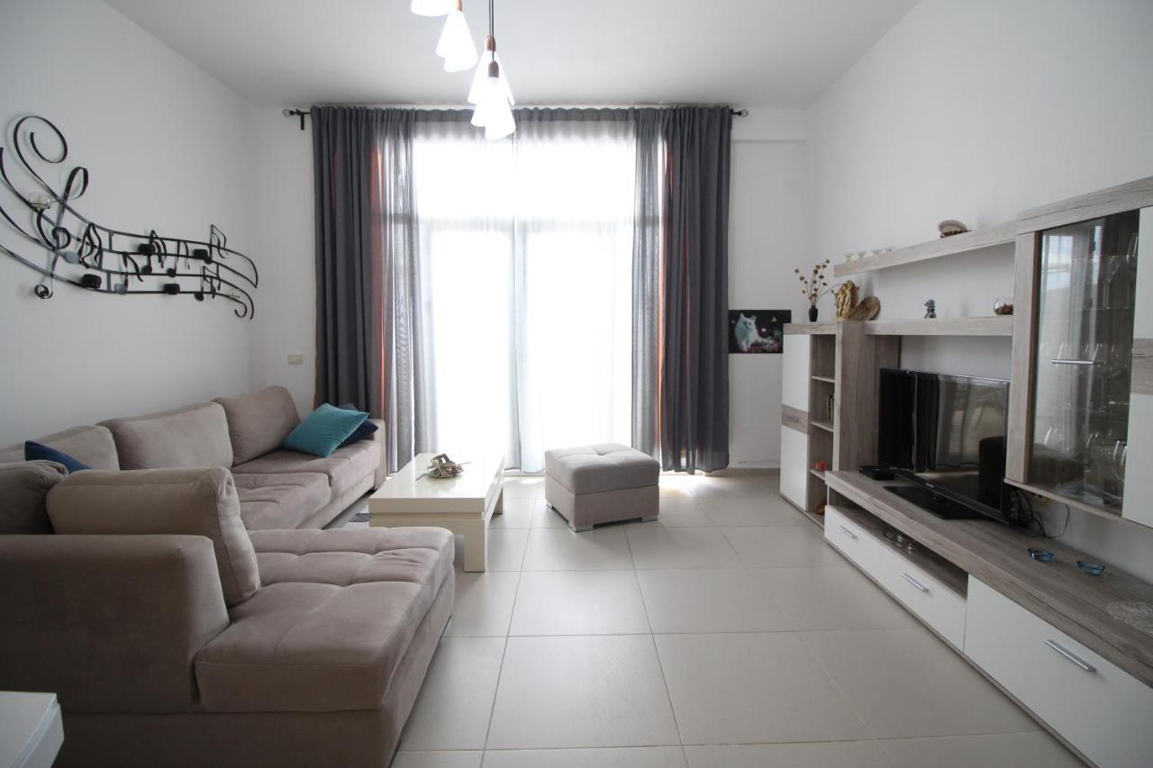 The Bay Apartments Sarandë エクステリア 写真