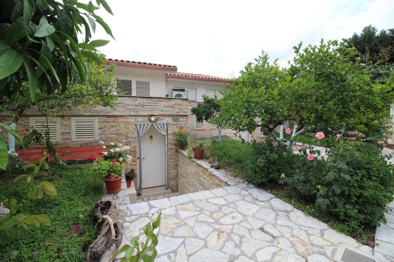 The Bay Apartments Sarandë エクステリア 写真