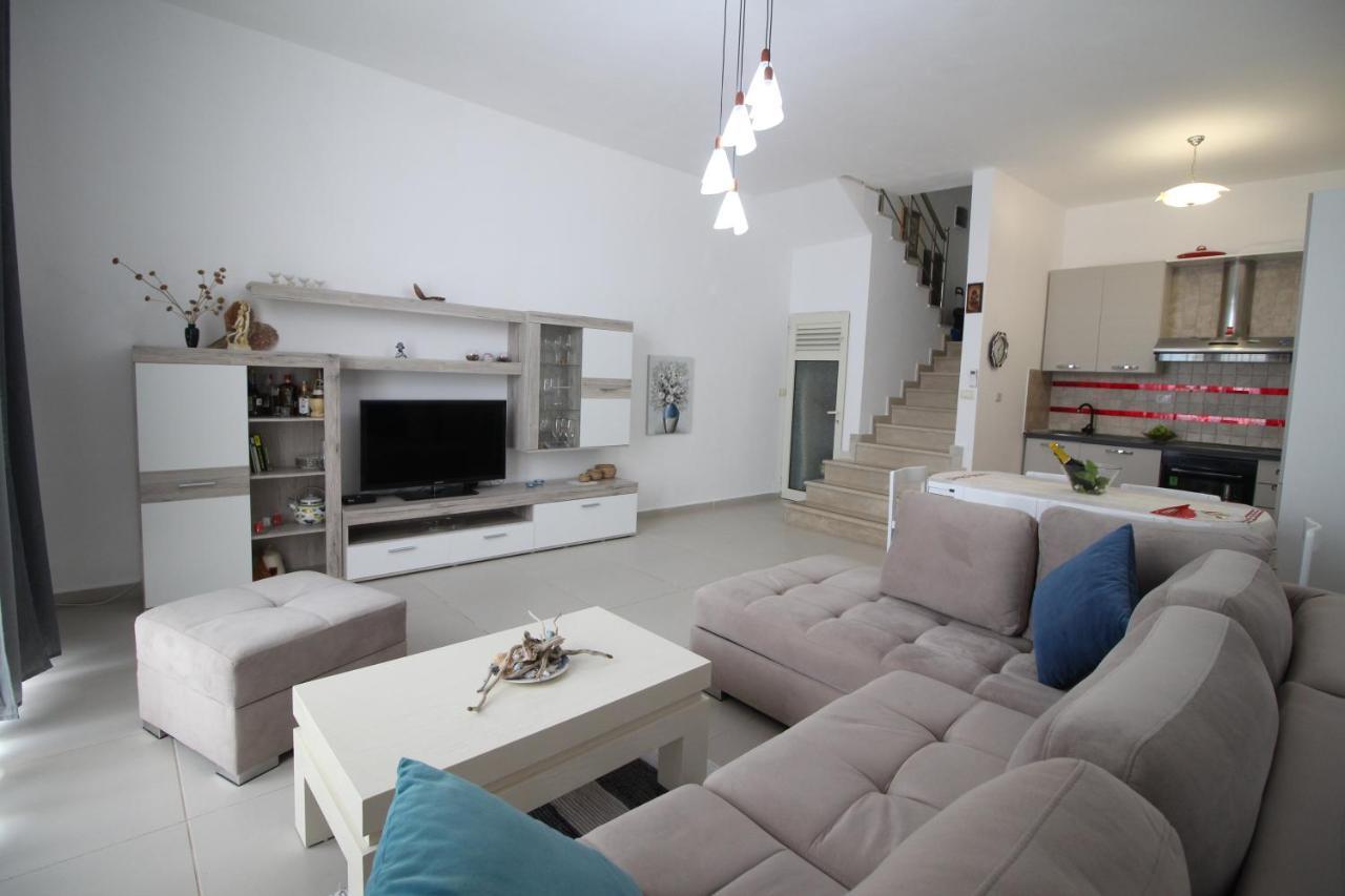The Bay Apartments Sarandë エクステリア 写真