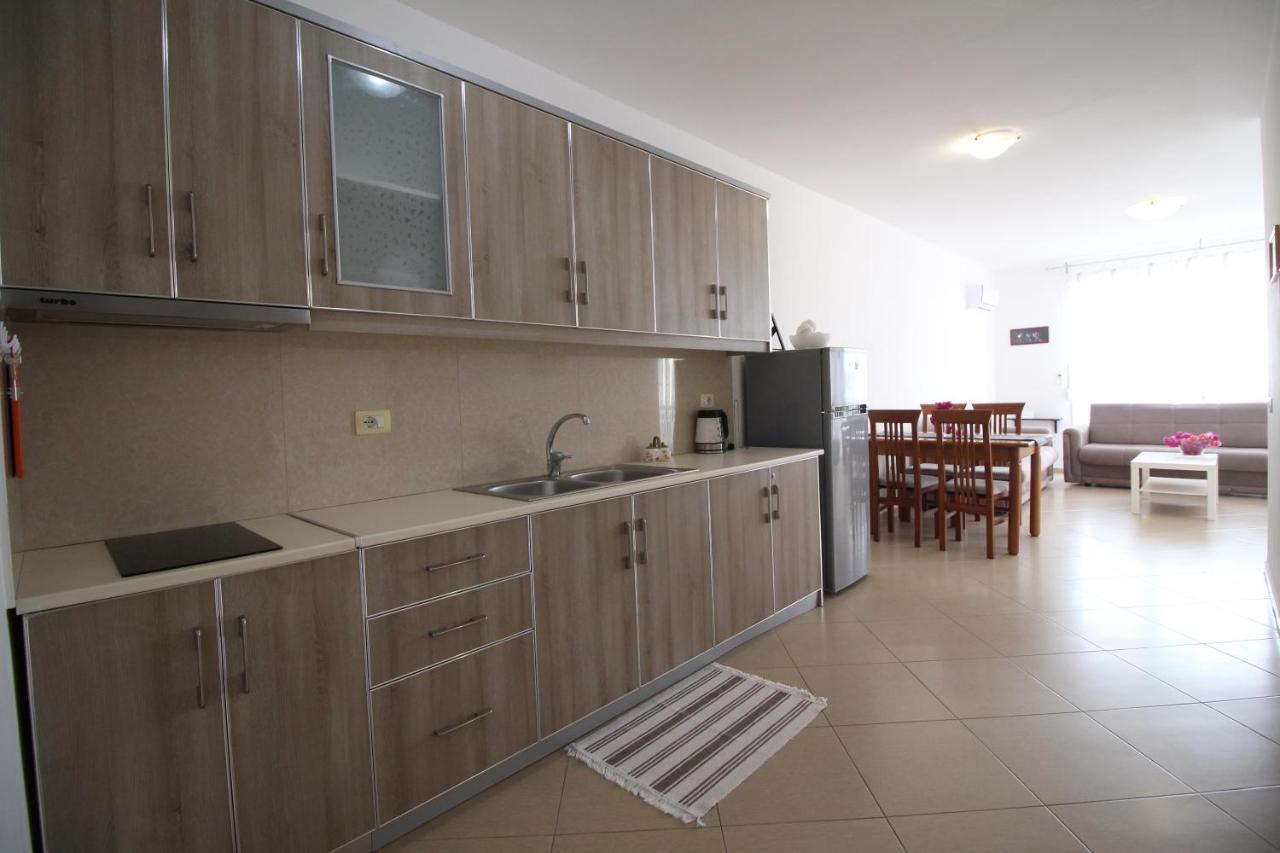 The Bay Apartments Sarandë エクステリア 写真