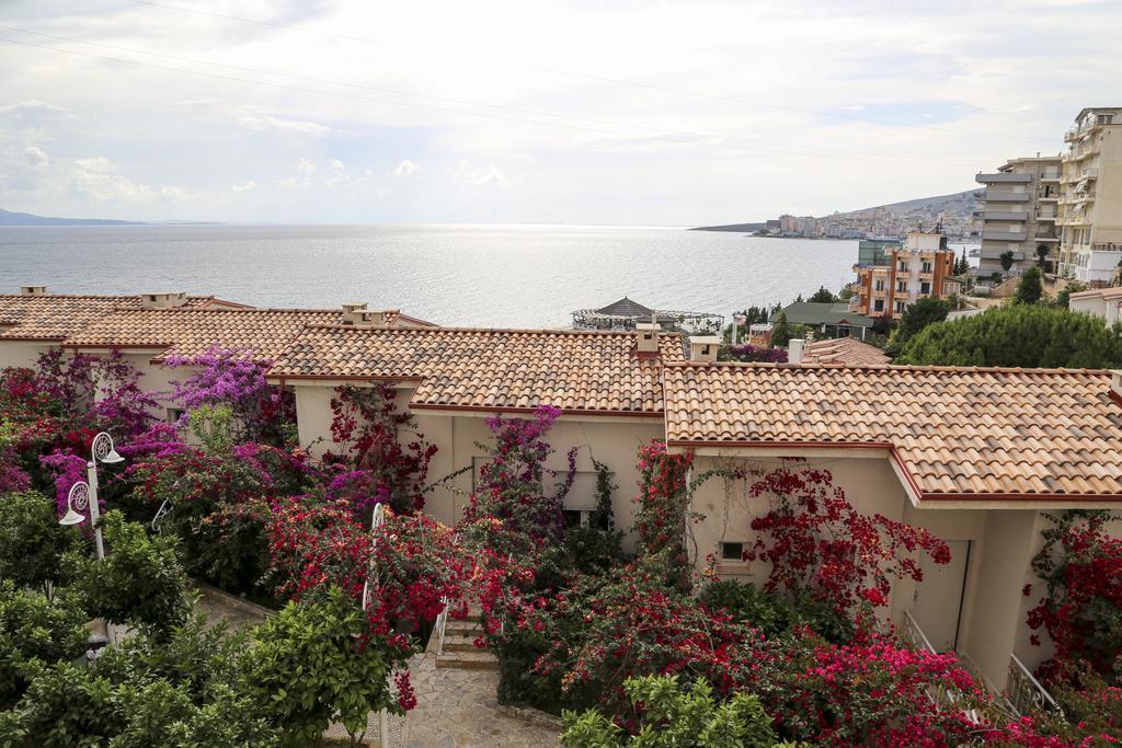 The Bay Apartments Sarandë エクステリア 写真