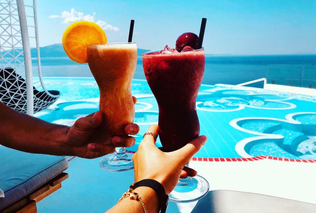 The Bay Apartments Sarandë エクステリア 写真